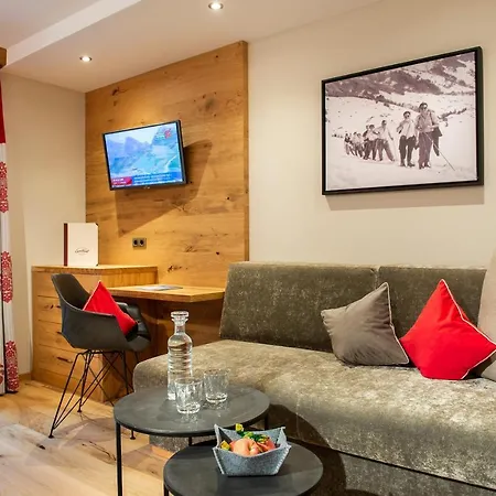 Alois 4 Sterne Superior Hotel 4*