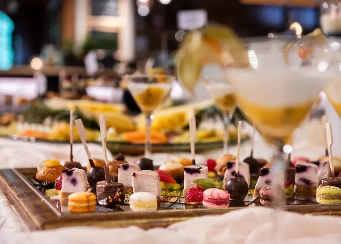 Alois 4 Sterne Superior 4* Tux