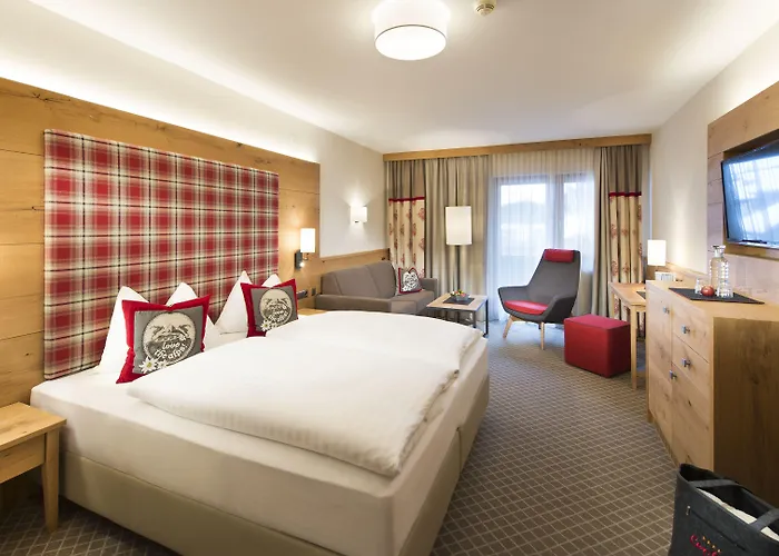 Alois 4 Sterne Superior 4* Tux