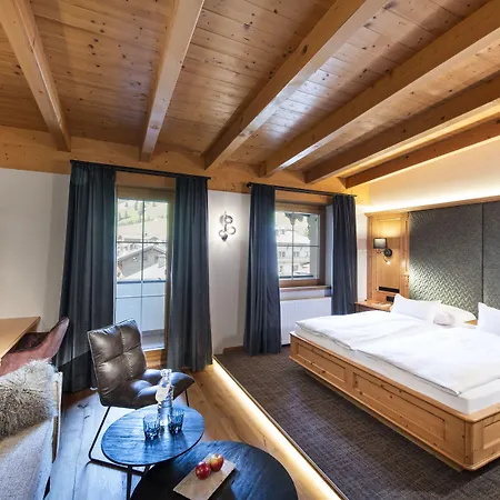 Alois 4 Sterne Superior Hotel Tux